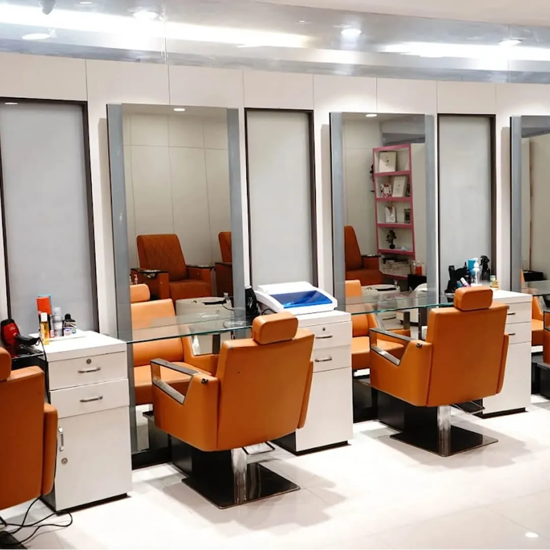 Clinic interior for Chemical Peel